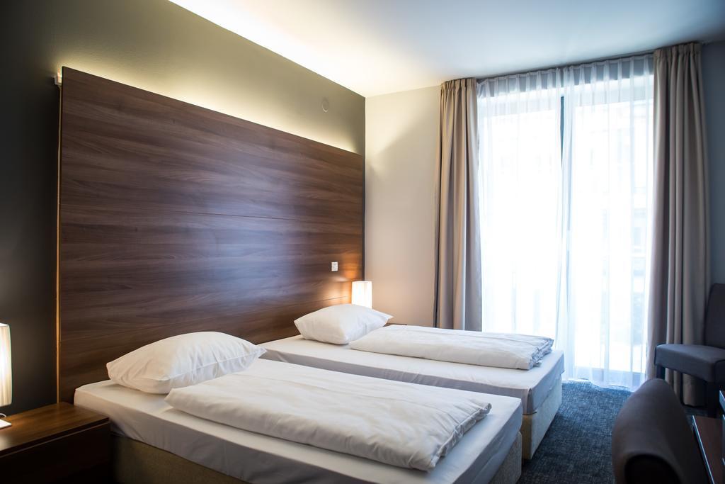 Hotel Slisko Zagreb Exterior foto